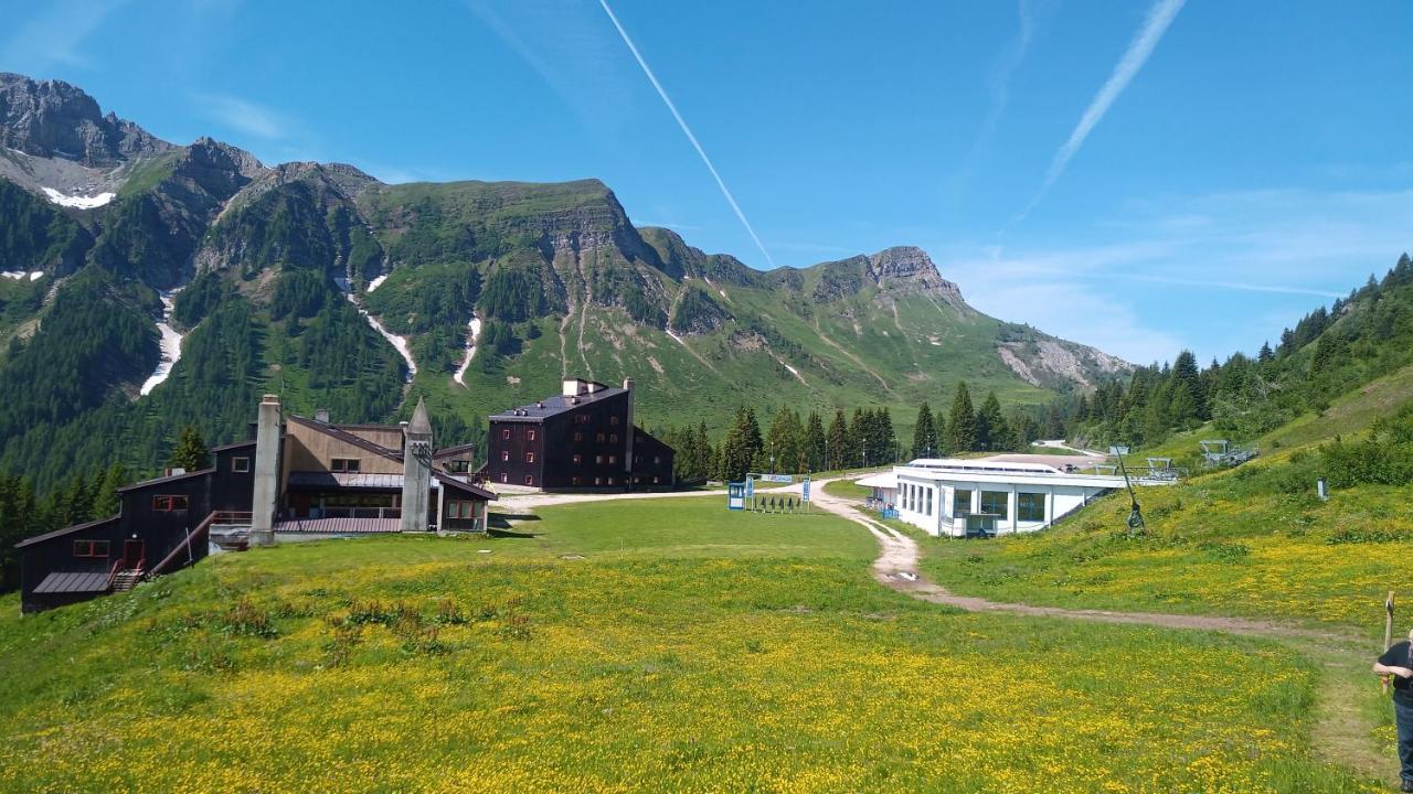 Il Covo Dello Sciatore Falcade Exteriör bild